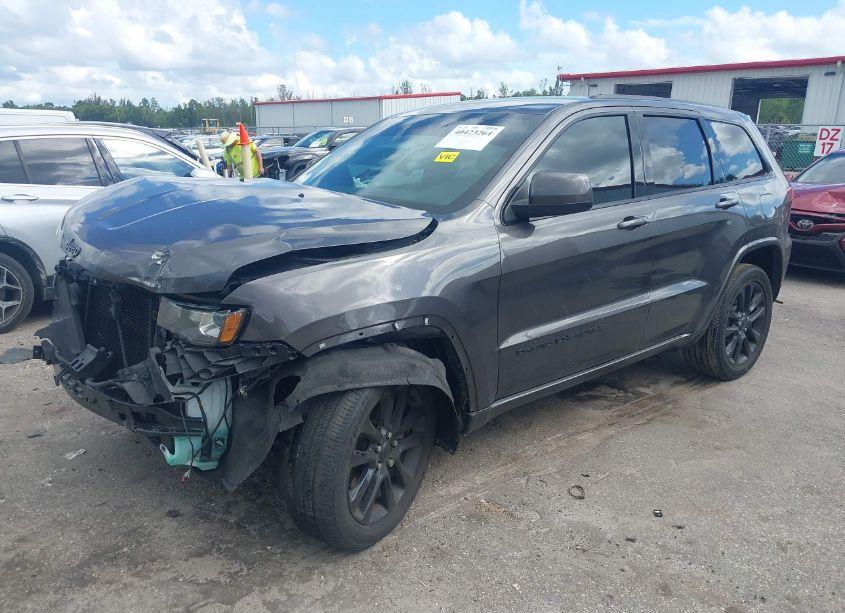Photo 2 of 2021 Jeep Grand CHEROKEE LAREDO X 4X2 (VIN 1C4RJEAGXMC539145)