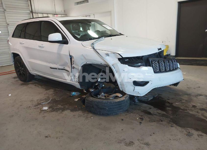 2021 Jeep Grand CHEROKEE LAREDO X 4X2 (VIN 1C4RJEAGXMC680281) main photo