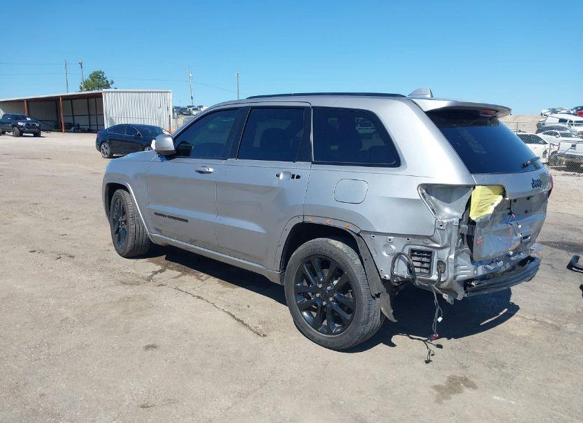 Photo 3 of 2021 Jeep Grand CHEROKEE LAREDO X 4X2 (VIN 1C4RJEAGXMC791168)