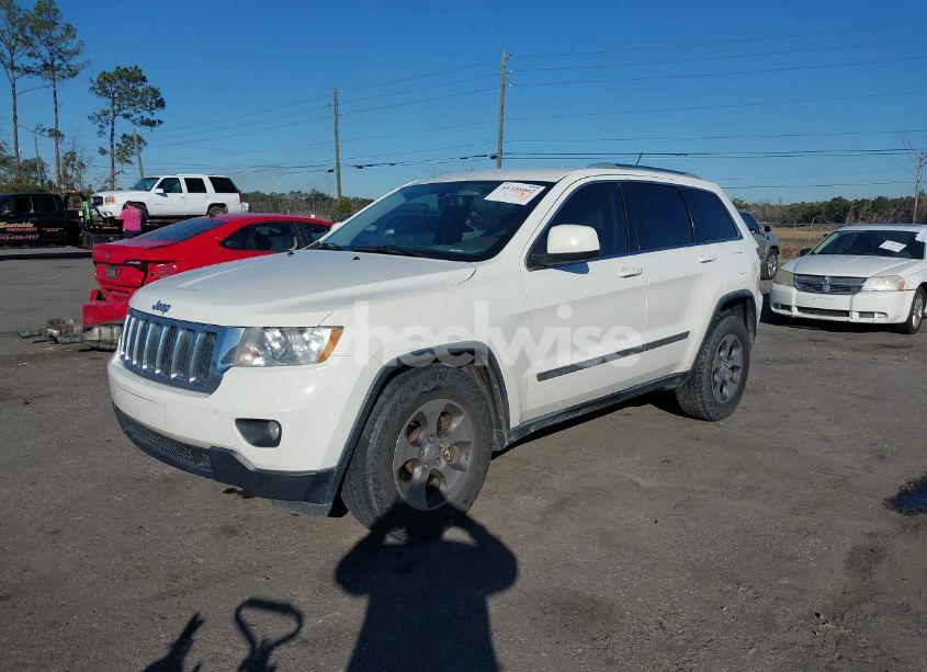 Photo 2 of 2012 Jeep Grand CHEROKEE LAREDO (VIN 1C4RJEAT1CC311627)