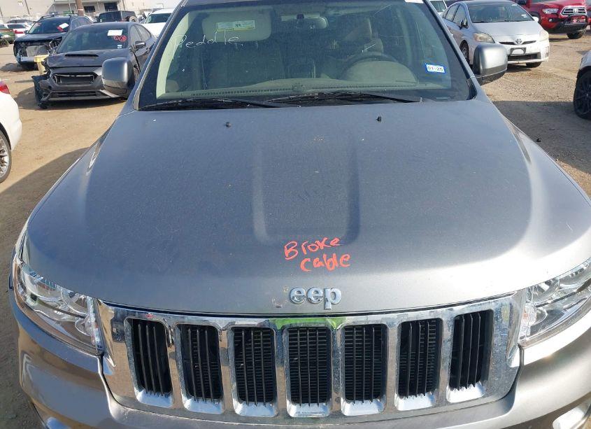 Photo 10 of 2013 Jeep Grand CHEROKEE LAREDO (VIN 1C4RJEAT3DC589169)