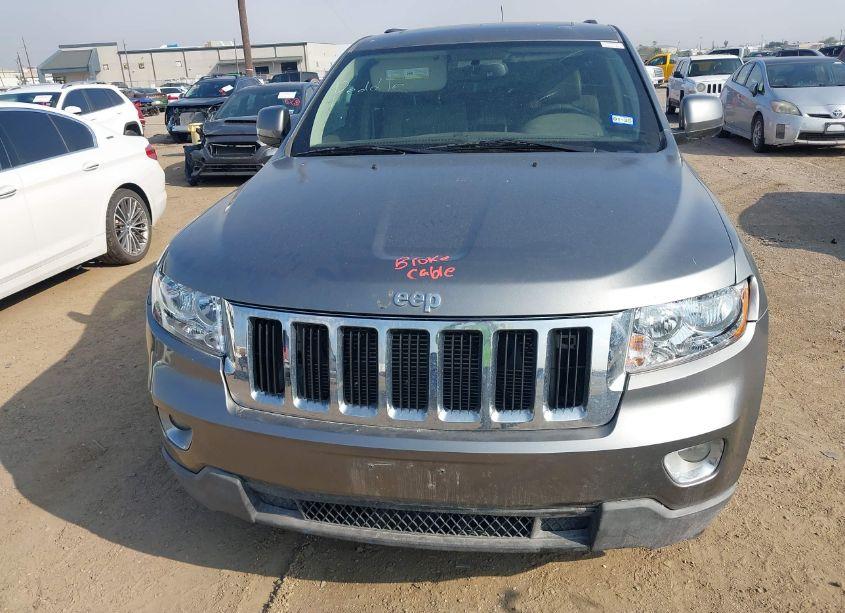 Photo 12 of 2013 Jeep Grand CHEROKEE LAREDO (VIN 1C4RJEAT3DC589169)