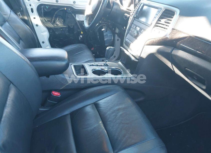 Photo 5 of 2013 Jeep Grand CHEROKEE LAREDO (VIN 1C4RJEAT7DC564338)