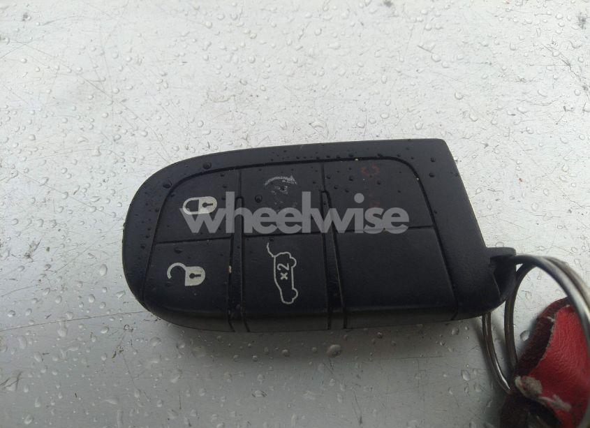 Photo 11 of 2015 Jeep Grand CHEROKEE LIMITED (VIN 1C4RJEBG0FC727822)