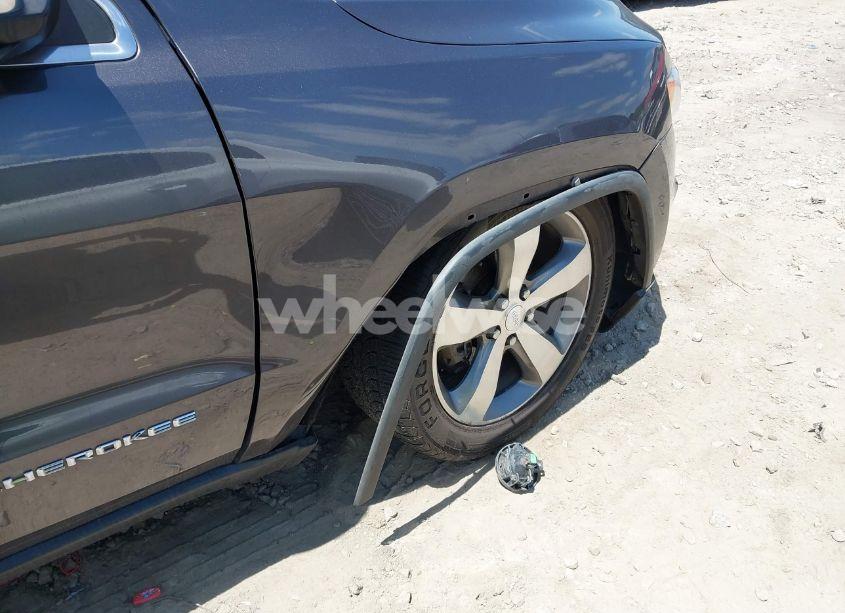 Photo 6 of 2016 Jeep Grand CHEROKEE LIMITED (VIN 1C4RJEBG0GC306846)