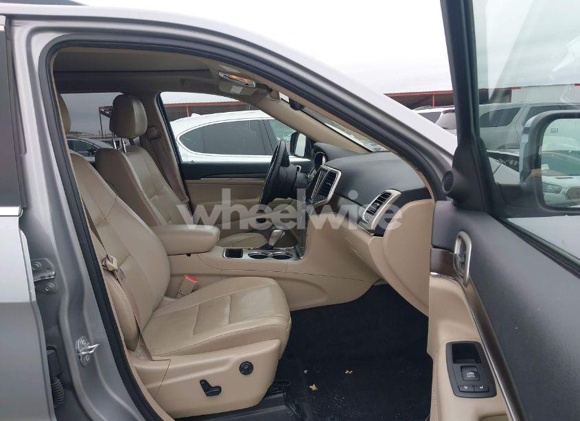 Photo 5 of 2017 Jeep Grand CHEROKEE LIMITED 4X2 (VIN 1C4RJEBG1HC788566)