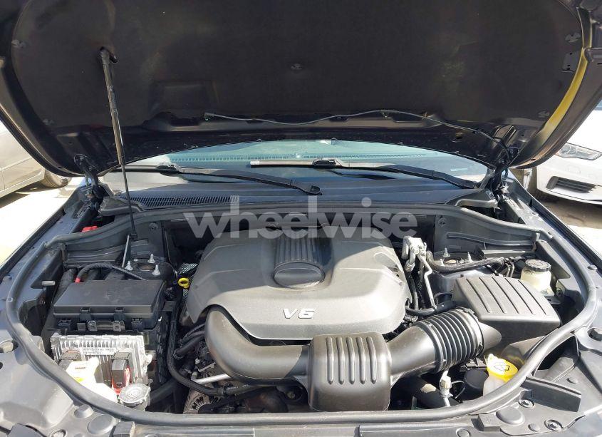 Photo 10 of 2015 Jeep Grand CHEROKEE LIMITED (VIN 1C4RJEBG2FC957202)