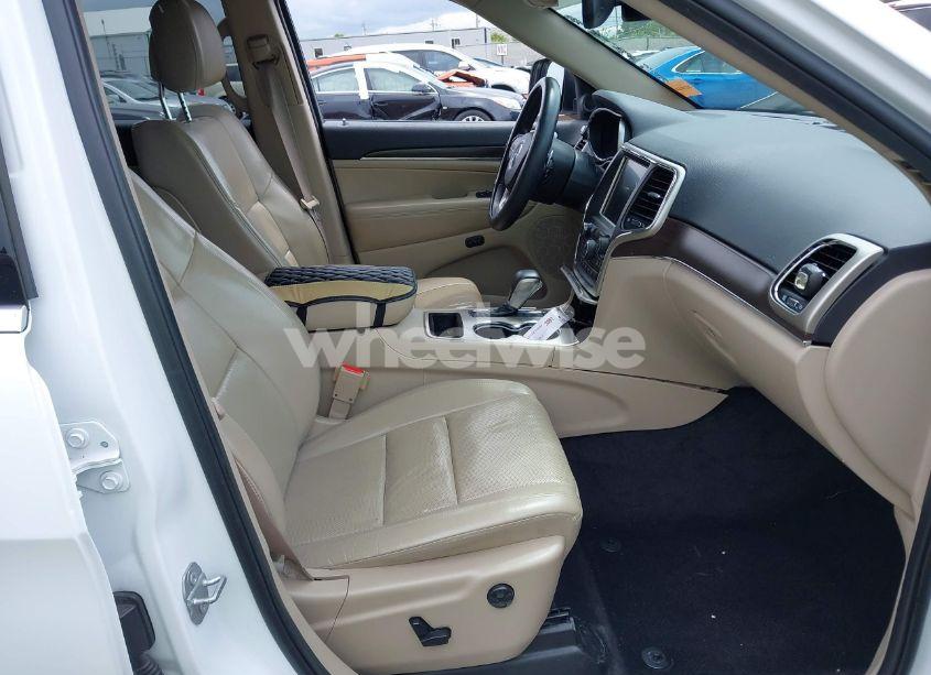 Photo 5 of 2017 Jeep Grand CHEROKEE LIMITED 4X2 (VIN 1C4RJEBG2HC949815)