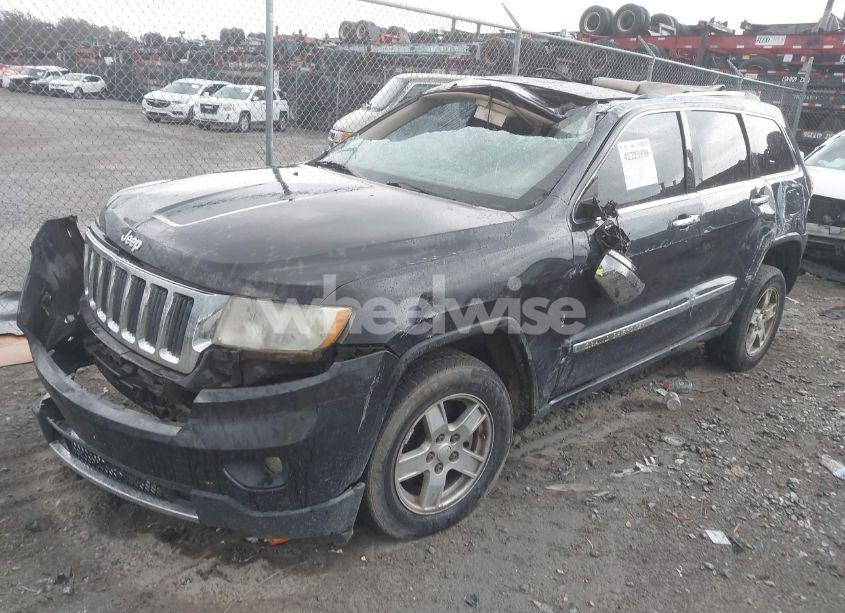 Photo 2 of 2012 Jeep Grand CHEROKEE LIMITED (VIN 1C4RJEBG4CC263851)