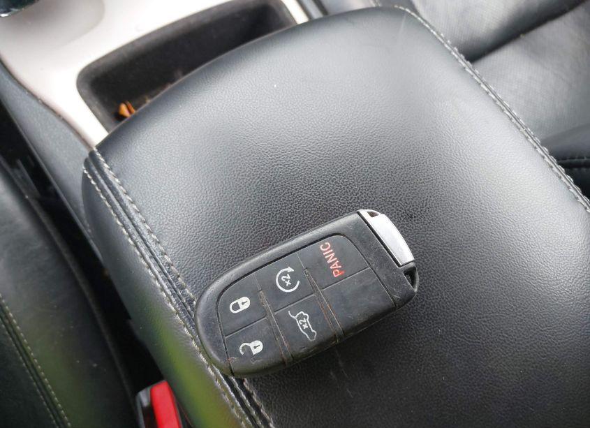 Photo 11 of 2015 Jeep Grand CHEROKEE LIMITED (VIN 1C4RJEBG4FC914819)