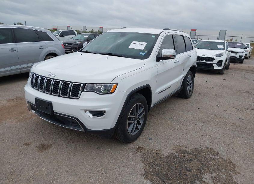 Photo 2 of 2017 Jeep Grand CHEROKEE LIMITED 4X2 (VIN 1C4RJEBG4HC708158)