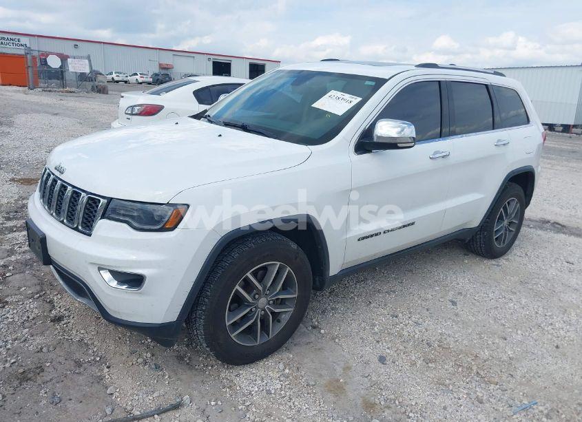 Photo 2 of 2017 Jeep Grand CHEROKEE LIMITED 4X2 (VIN 1C4RJEBG4HC779411)