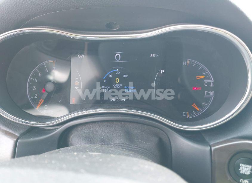 Photo 7 of 2017 Jeep Grand CHEROKEE LIMITED 4X2 (VIN 1C4RJEBG4HC779411)