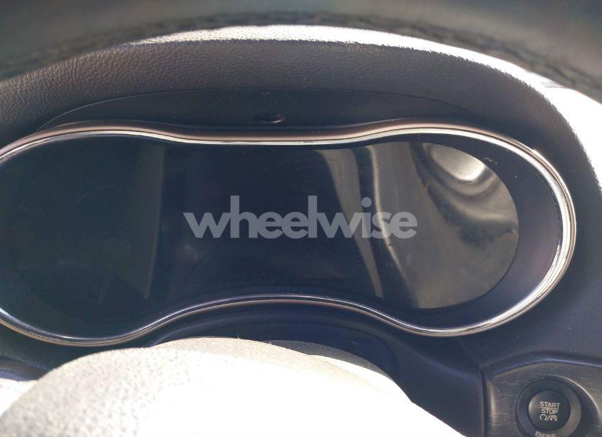 Photo 15 of 2015 Jeep Grand CHEROKEE LIMITED (VIN 1C4RJEBG5FC686376)