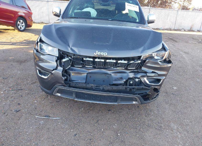 Photo 6 of 2017 Jeep Grand CHEROKEE LIMITED 4X2 (VIN 1C4RJEBG5HC828888)