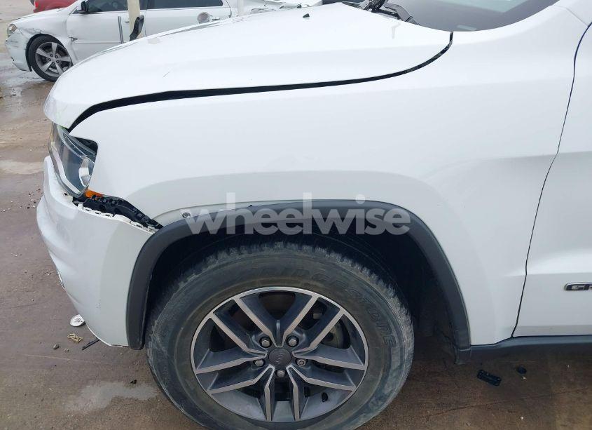Photo 18 of 2019 Jeep Grand CHEROKEE LIMITED 4X2 (VIN 1C4RJEBG6KC690284)