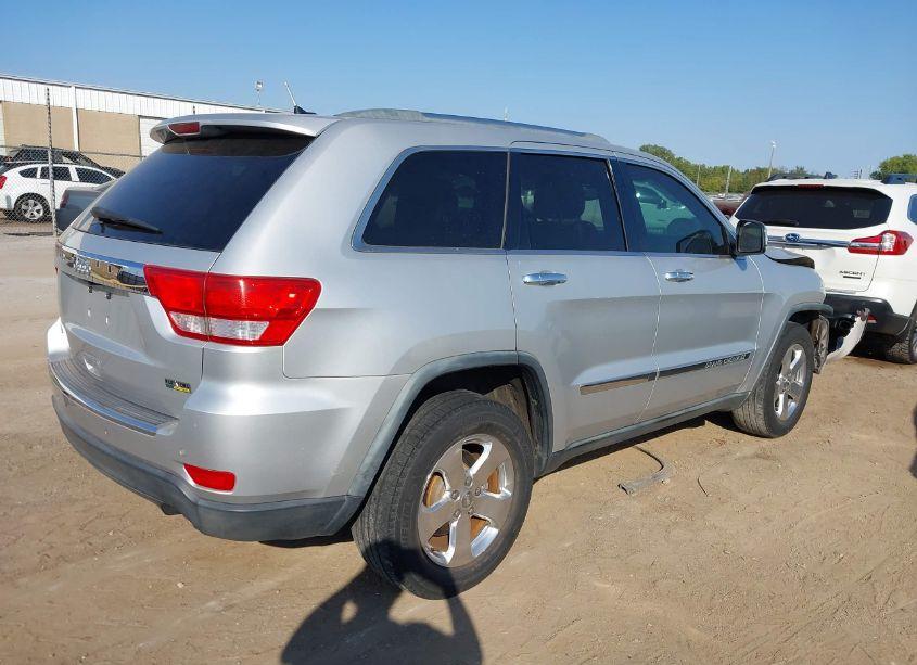 Photo 4 of 2013 Jeep Grand CHEROKEE LIMITED (VIN 1C4RJEBG7DC636494)
