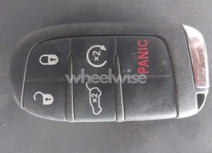 Photo 11 of 2015 Jeep Grand CHEROKEE LIMITED (VIN 1C4RJEBG8FC856813)