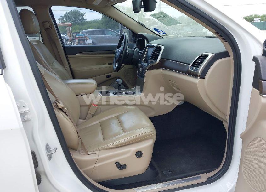 Photo 5 of 2015 Jeep Grand CHEROKEE LIMITED (VIN 1C4RJEBG8FC856813)