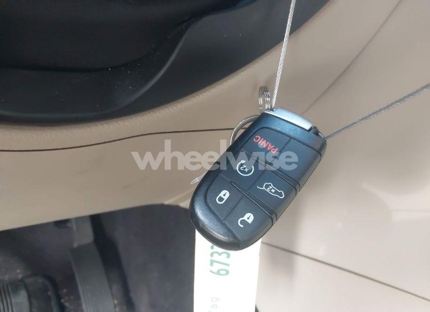 Photo 11 of 2019 Jeep Grand CHEROKEE LIMITED 4X2 (VIN 1C4RJEBG8KC556313)