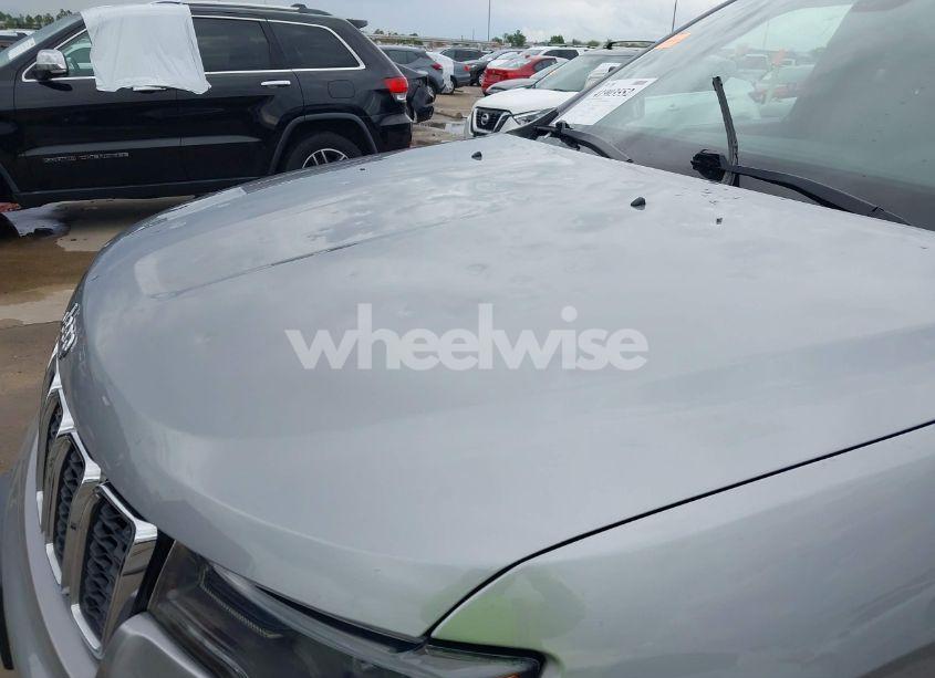 Photo 6 of 2019 Jeep Grand CHEROKEE LIMITED 4X2 (VIN 1C4RJEBG8KC776356)