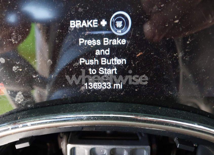 Photo 15 of 2016 Jeep Grand CHEROKEE LIMITED (VIN 1C4RJEBG9GC329140)