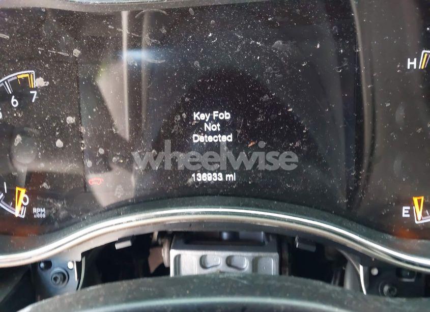 Photo 7 of 2016 Jeep Grand CHEROKEE LIMITED (VIN 1C4RJEBG9GC329140)