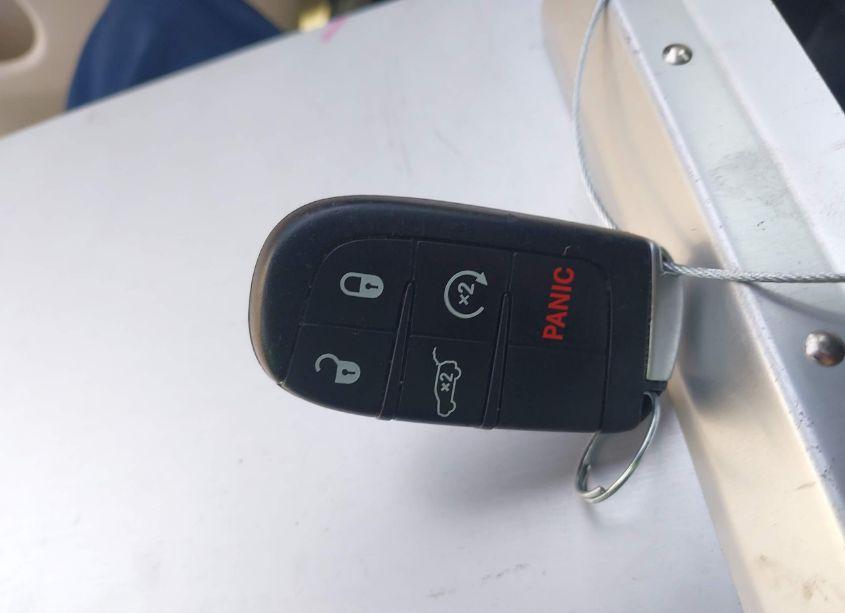 Photo 11 of 2016 Jeep Grand CHEROKEE LIMITED (VIN 1C4RJEBG9GC473545)