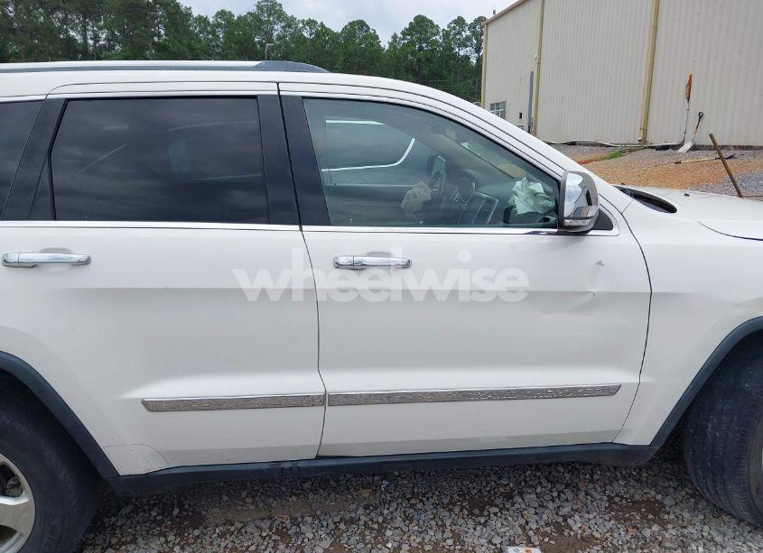 Photo 13 of 2012 Jeep Grand CHEROKEE LIMITED (VIN 1C4RJEBGXCC266317)