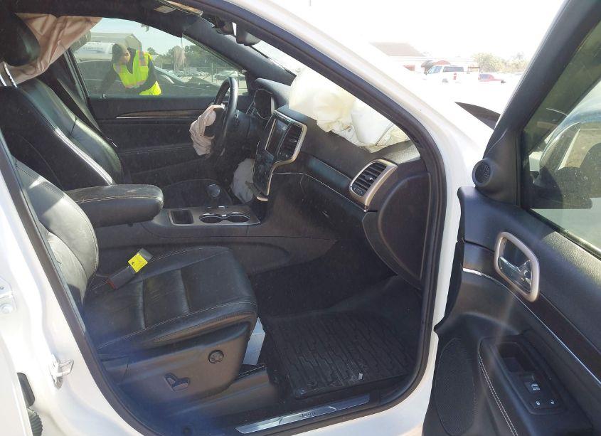 Photo 5 of 2015 Jeep Grand CHEROKEE LIMITED (VIN 1C4RJEBGXFC647170)