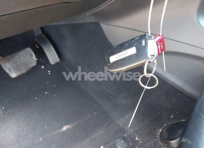 Photo 11 of 2019 Jeep Grand CHEROKEE LIMITED X 4X2 (VIN 1C4RJEBGXKC737770)