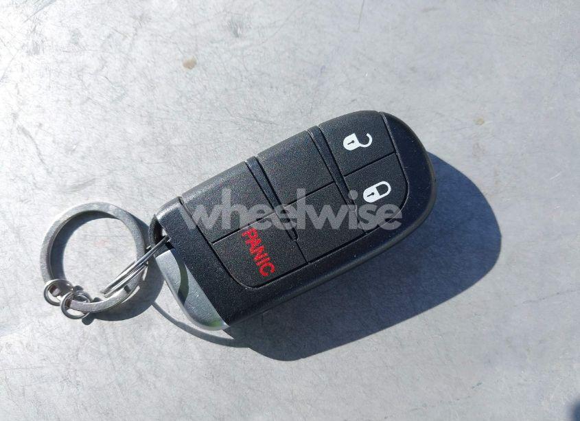 Photo 11 of 2015 Jeep Grand CHEROKEE LIMITED (VIN 1C4RJEBM1FC713840)