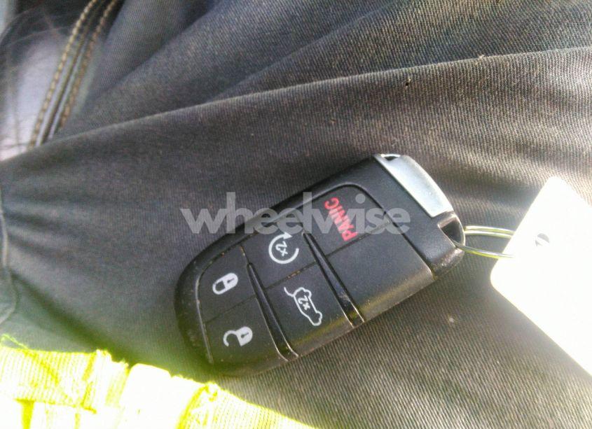 Photo 11 of 2015 Jeep Grand CHEROKEE LIMITED (VIN 1C4RJEBM9FC100543)