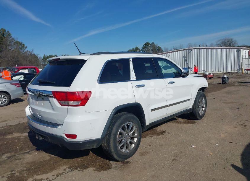 Photo 4 of 2013 Jeep Grand CHEROKEE OVERLAND (VIN 1C4RJECG0DC604632)