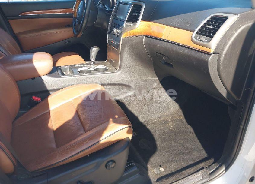 Photo 5 of 2013 Jeep Grand CHEROKEE OVERLAND (VIN 1C4RJECG0DC604632)