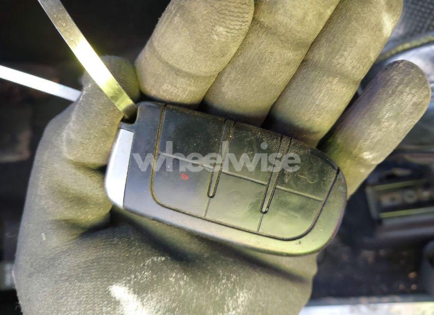 Photo 11 of 2017 Jeep Grand CHEROKEE OVERLAND 4X2 (VIN 1C4RJECG0HC636342)