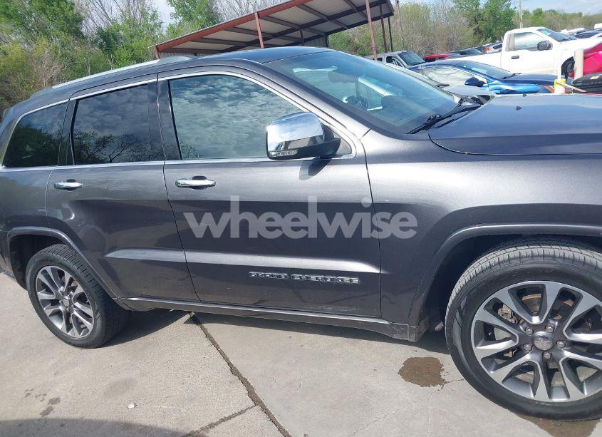 Photo 13 of 2017 Jeep Grand CHEROKEE OVERLAND 4X2 (VIN 1C4RJECG1HC614740)