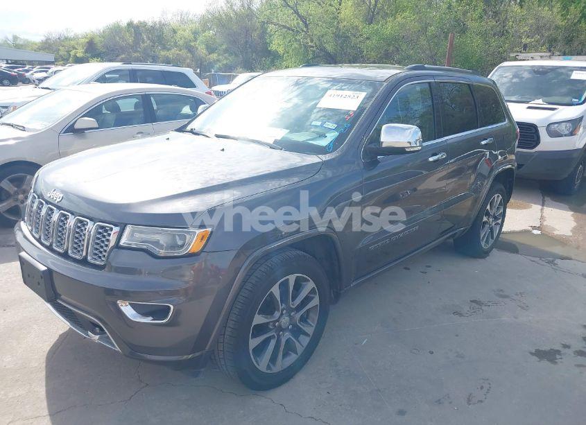 Photo 2 of 2017 Jeep Grand CHEROKEE OVERLAND 4X2 (VIN 1C4RJECG1HC614740)