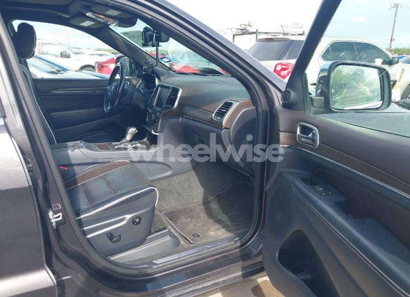 Photo 5 of 2017 Jeep Grand CHEROKEE OVERLAND 4X2 (VIN 1C4RJECG1HC614740)