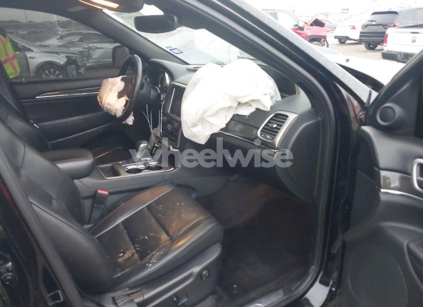 Photo 5 of 2018 Jeep Grand CHEROKEE OVERLAND 4X2 (VIN 1C4RJECG1JC438052)