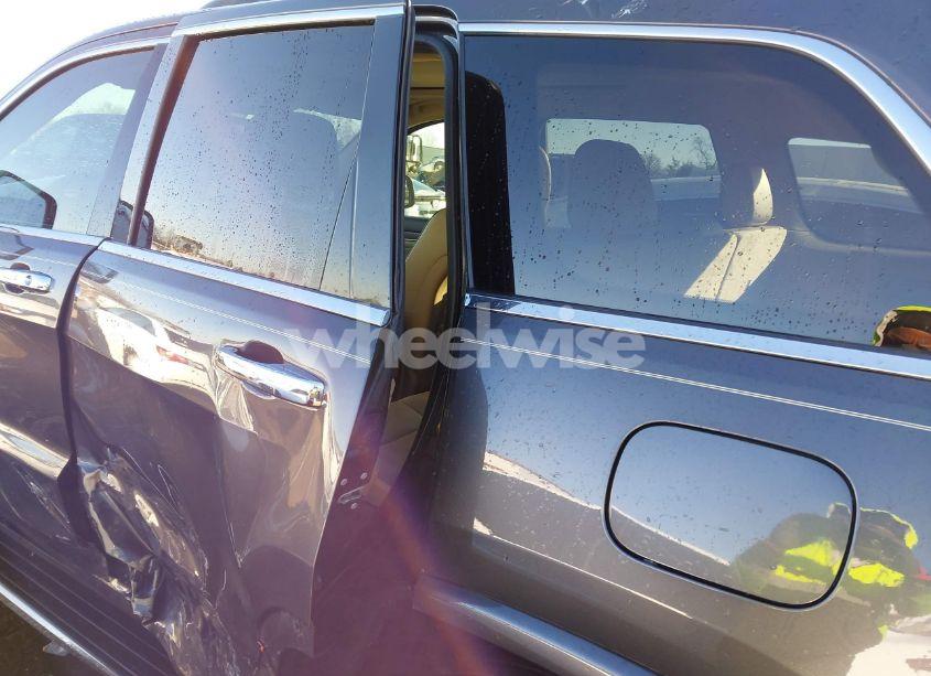 Photo 17 of 2019 Jeep Grand CHEROKEE OVERLAND 4X2 (VIN 1C4RJECG1KC752415)