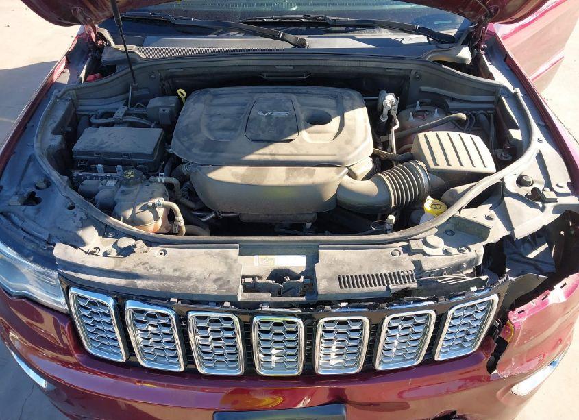 Photo 10 of 2017 Jeep Grand CHEROKEE OVERLAND 4X2 (VIN 1C4RJECG2HC846201)