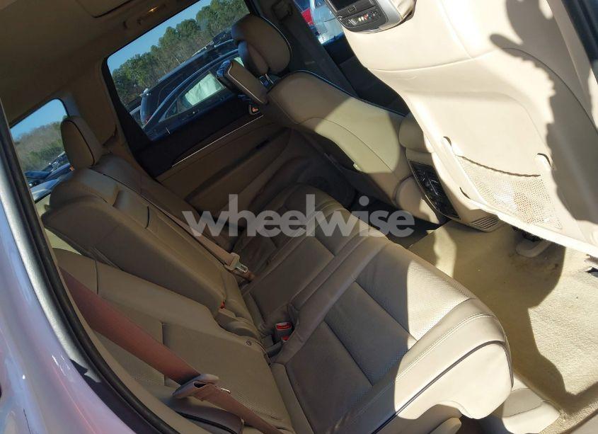 Photo 8 of 2014 Jeep Grand CHEROKEE OVERLAND (VIN 1C4RJECG3EC433666)