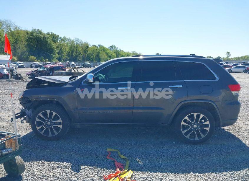 Photo 15 of 2017 Jeep Grand CHEROKEE OVERLAND 4X2 (VIN 1C4RJECG3HC780175)
