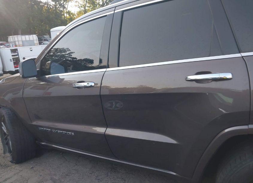 Photo 14 of 2018 Jeep Grand CHEROKEE OVERLAND 4X2 (VIN 1C4RJECG3JC289126)