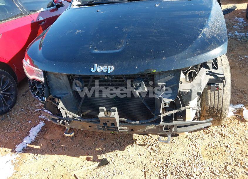 Photo 13 of 2018 Jeep Grand CHEROKEE OVERLAND 4X2 (VIN 1C4RJECG3JC480741)