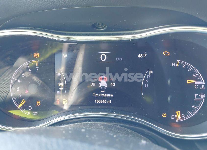 Photo 7 of 2018 Jeep Grand CHEROKEE OVERLAND 4X2 (VIN 1C4RJECG3JC480741)