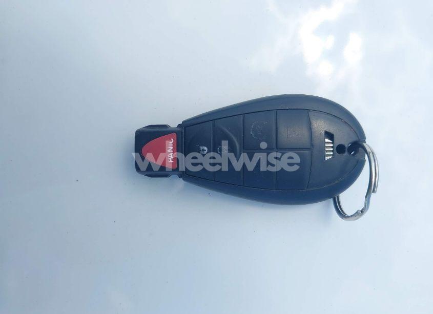 Photo 11 of 2013 Jeep Grand CHEROKEE OVERLAND (VIN 1C4RJECG4DC526677)