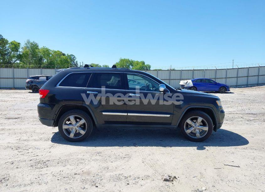 Photo 13 of 2013 Jeep Grand CHEROKEE OVERLAND (VIN 1C4RJECG4DC588418)