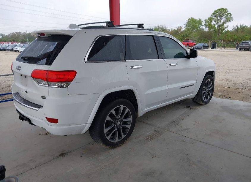 Photo 4 of 2017 Jeep Grand CHEROKEE OVERLAND 4X2 (VIN 1C4RJECG4HC780248)
